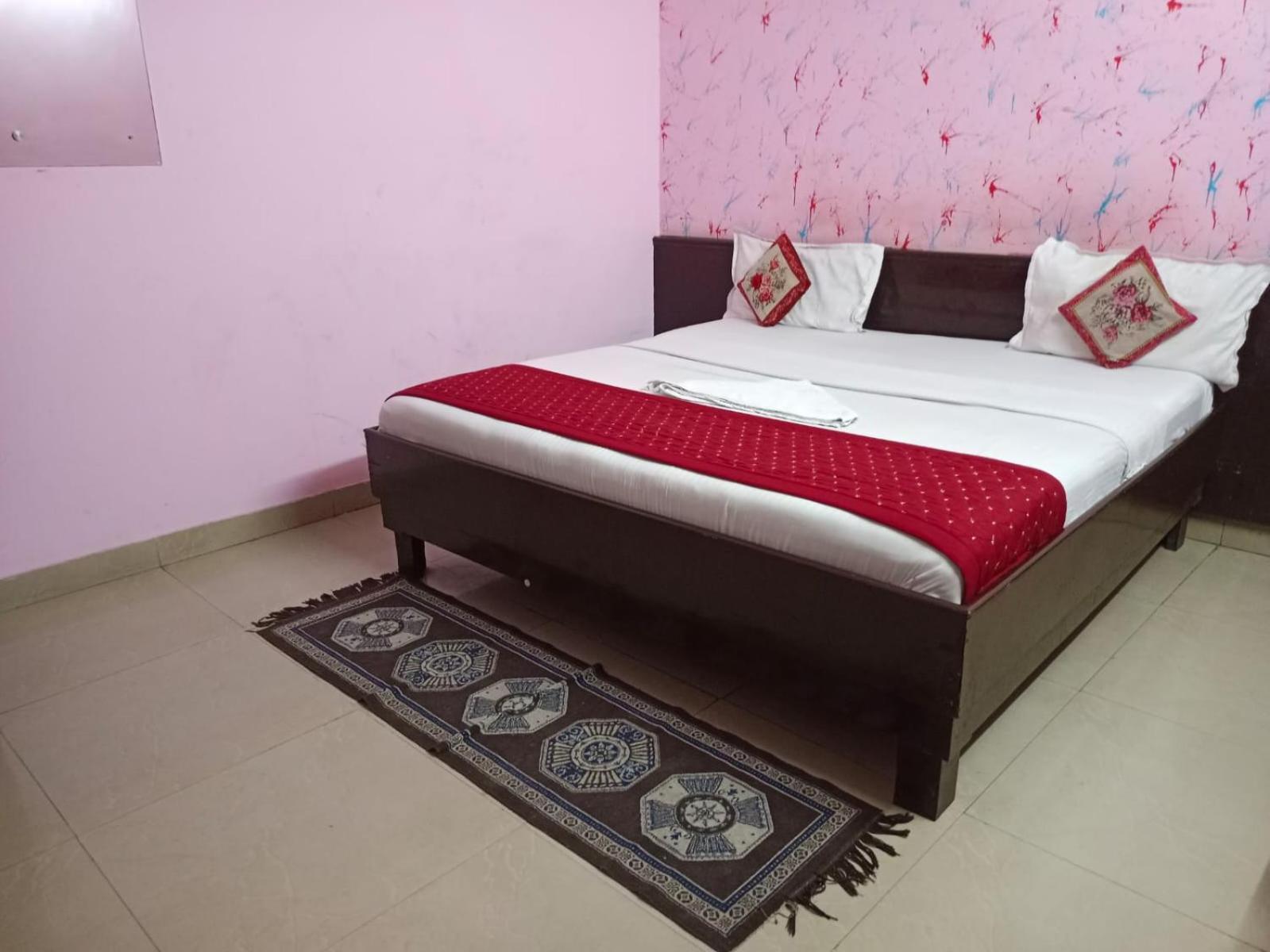 ניו דלהי Airport Hotel Pariksheet Inn מראה חיצוני תמונה