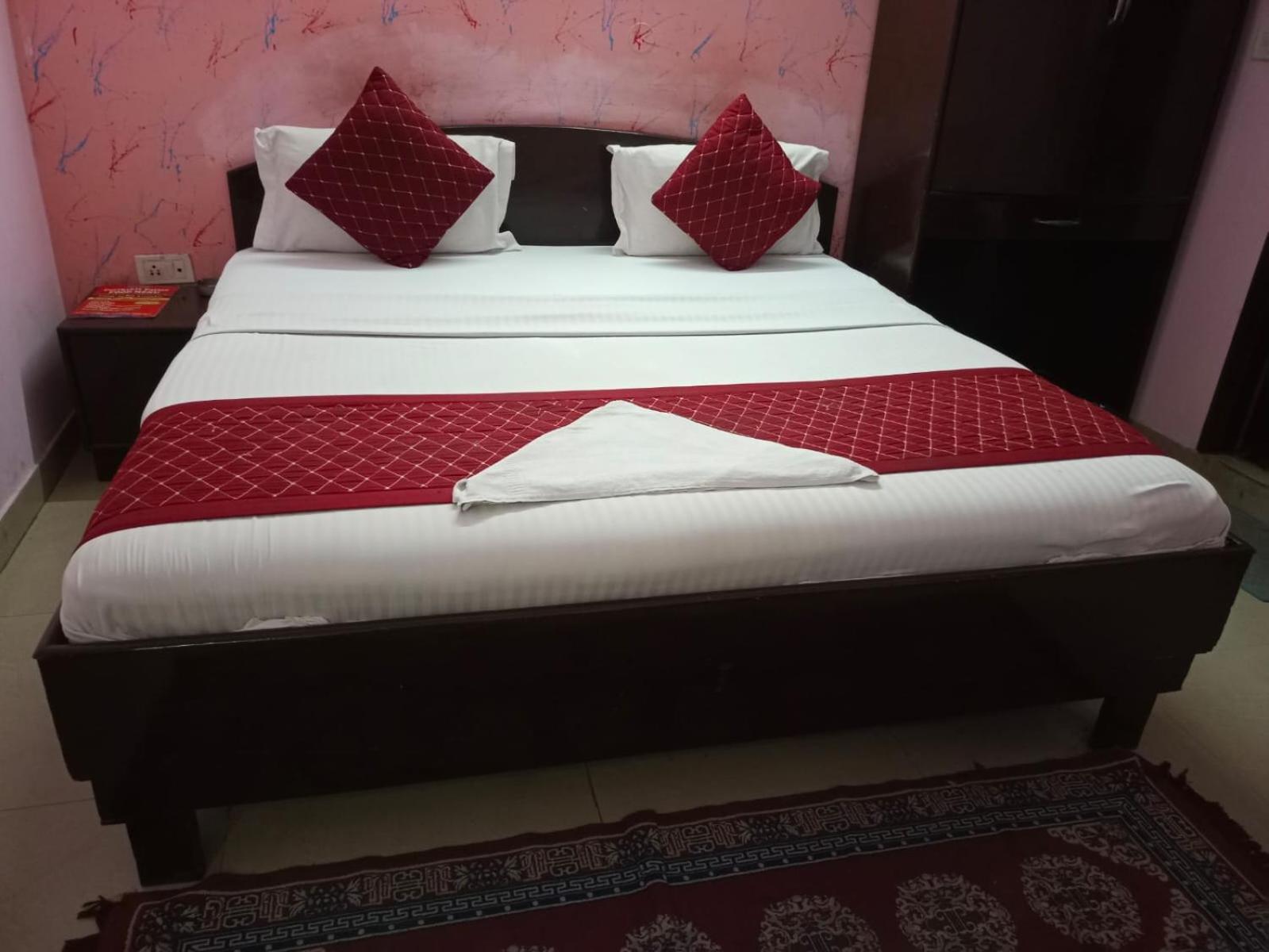 ניו דלהי Airport Hotel Pariksheet Inn מראה חיצוני תמונה